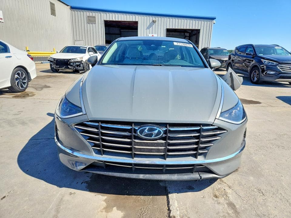 2020 HYUNDAI SONATA SE 5