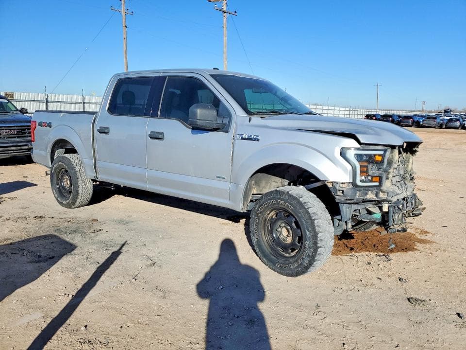 2017 FORD F150 SUPERCREW 4