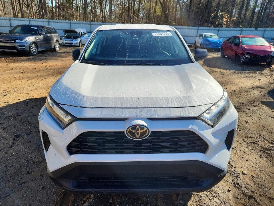 2024 TOYOTA RAV4 LE 5