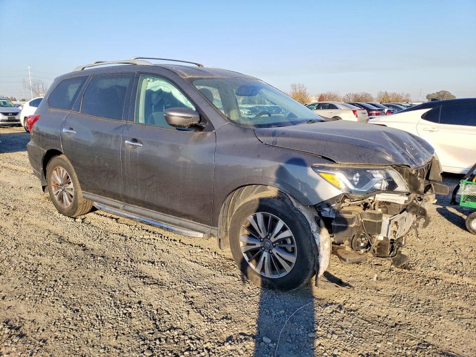 2019 NISSAN PATHFINDER SV 4