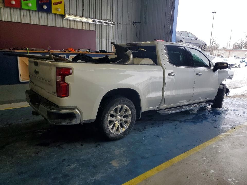2021 CHEVROLET SILVERADO K1500 LTZ 3