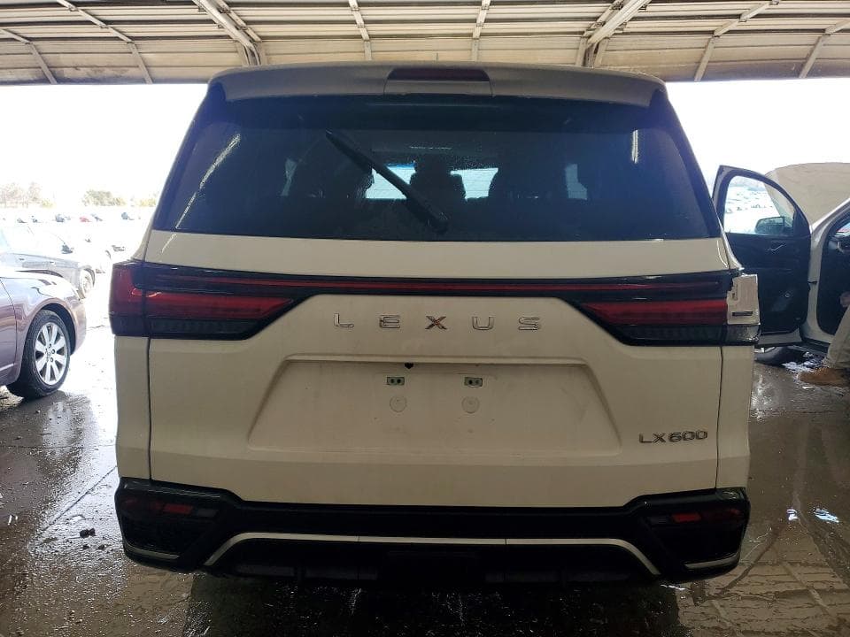 2024 LEXUS LX 600 BASE 6