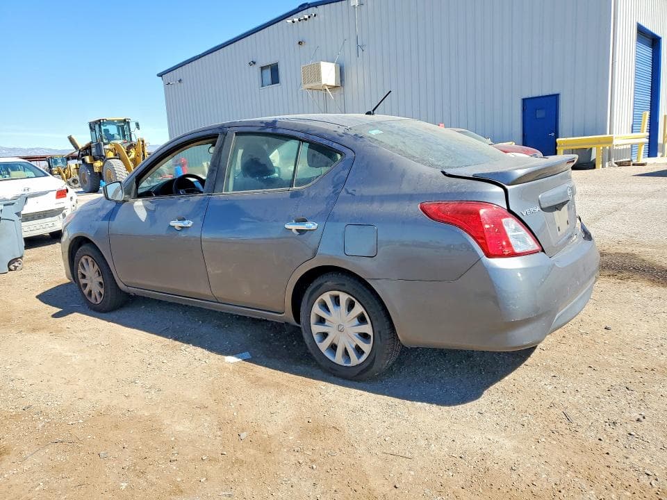 2017 NISSAN VERSA 1.6 SV 2