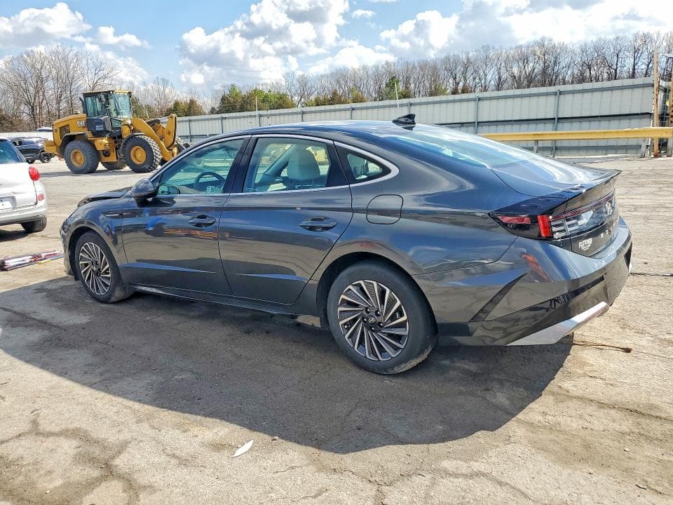 2024 HYUNDAI SONATA HYBRID SEL 2