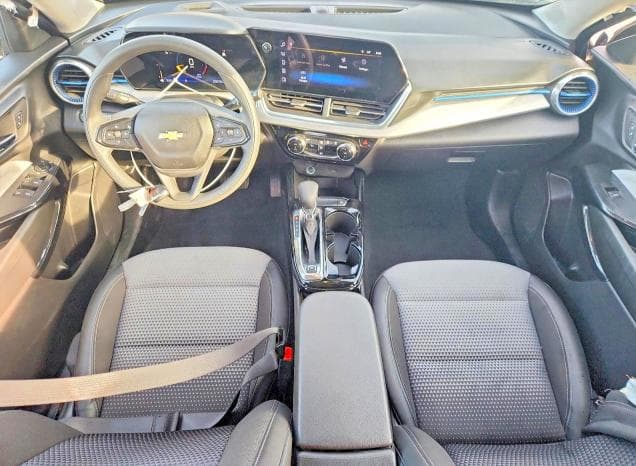 2025 CHEVROLET TRAX 1LT 8