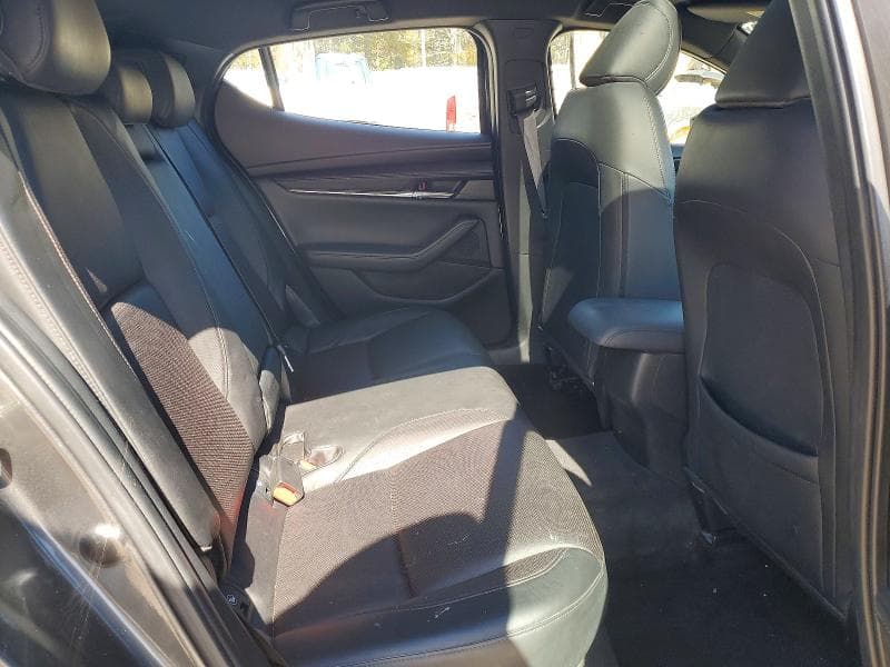 2021 MAZDA 3 PREMIUM 10