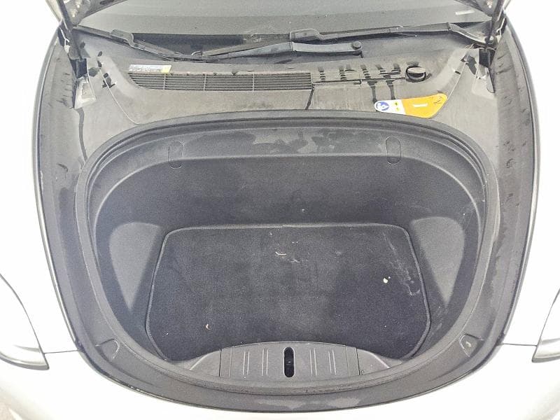 2018 TESLA MODEL 3 11