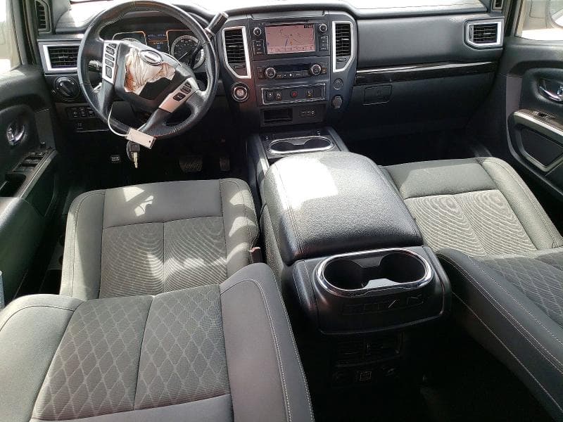 2019 NISSAN TITAN PLATINUM RESERVE 8