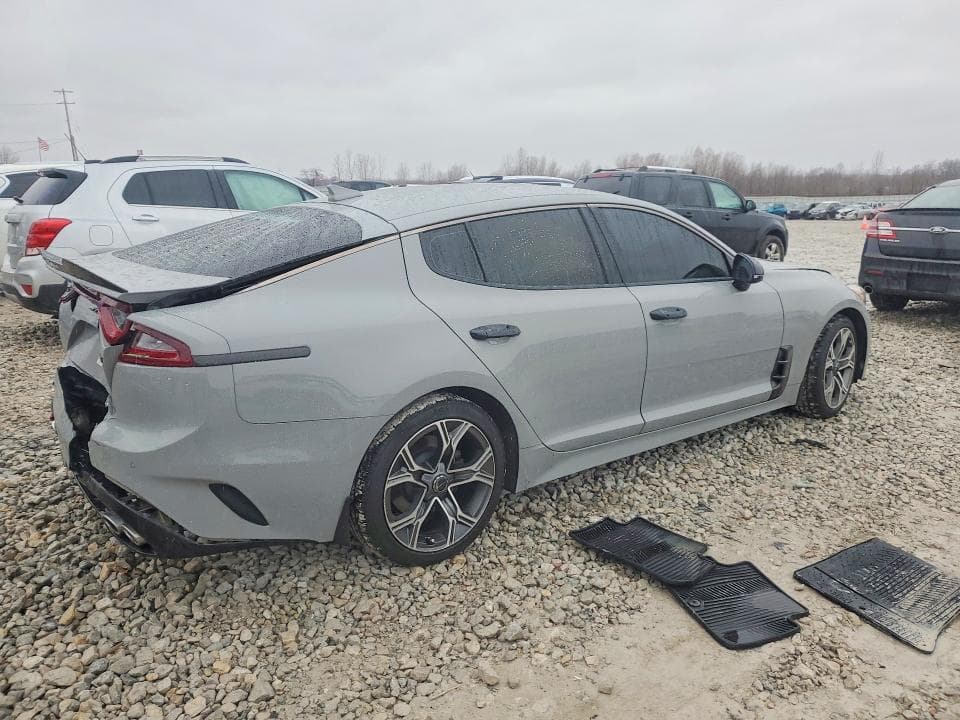 2021 KIA STINGER GT-LINE 3
