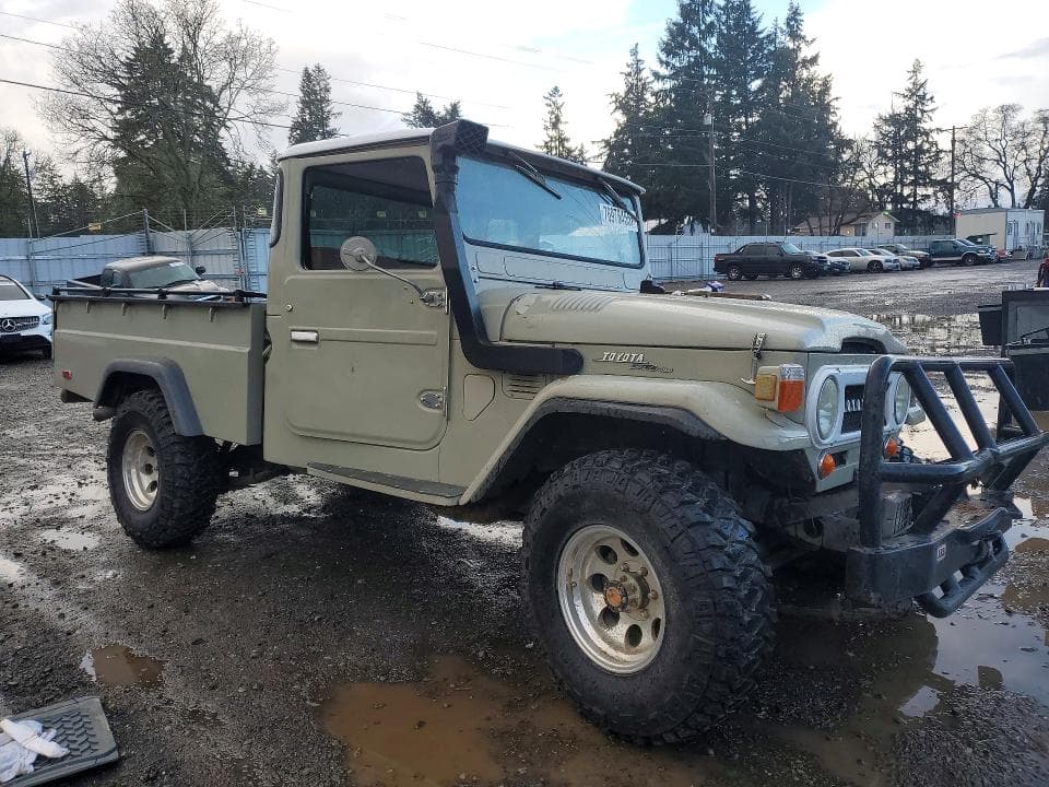 1967 TOYOTA LAND CRUISER 4