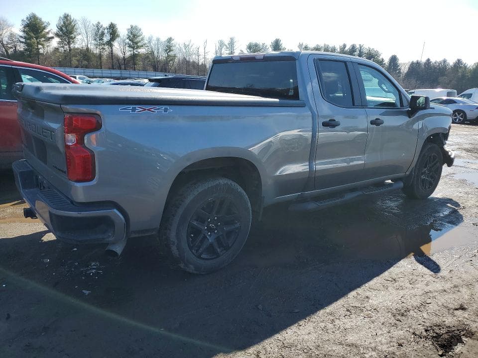 2023 CHEVROLET SILVERADO K1500 CUSTOM 3
