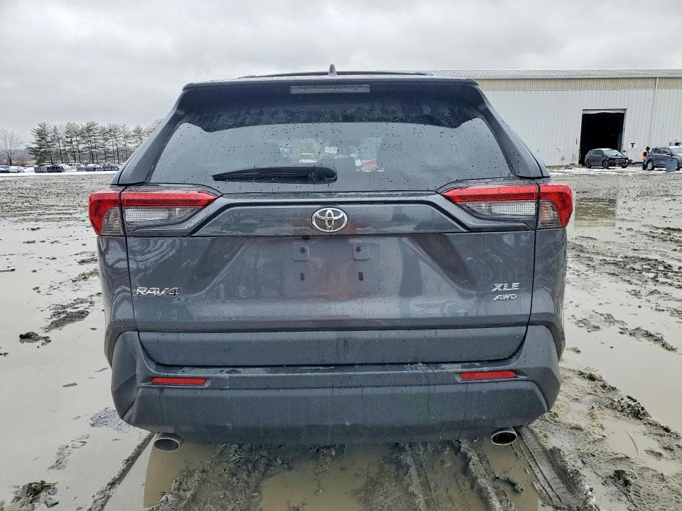 2020 TOYOTA RAV4 XLE PREMIUM 6