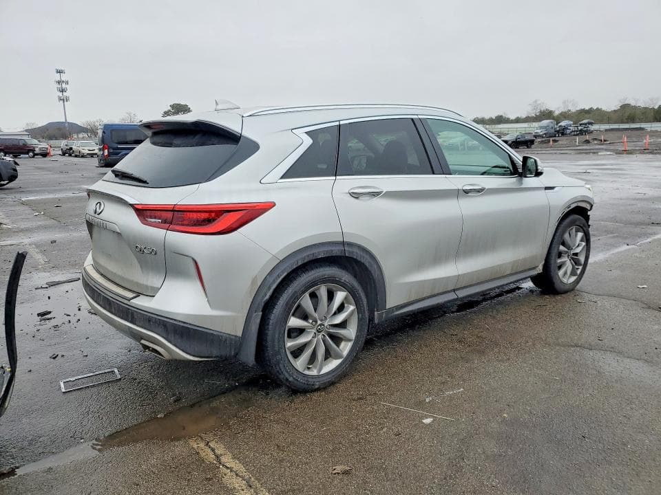 2019 INFINITI QX50 ESSENTIAL 3