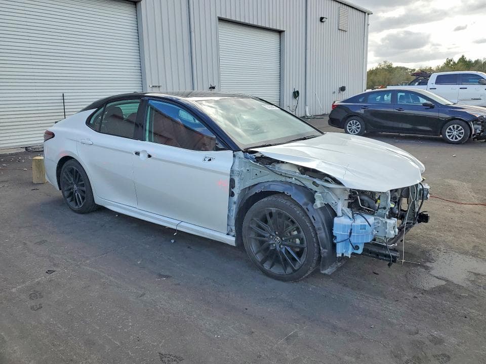 2021 TOYOTA CAMRY XSE V6 4