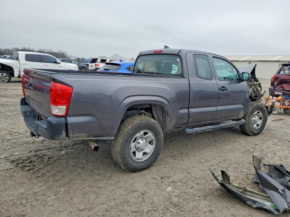 2017 TOYOTA TACOMA SR 3