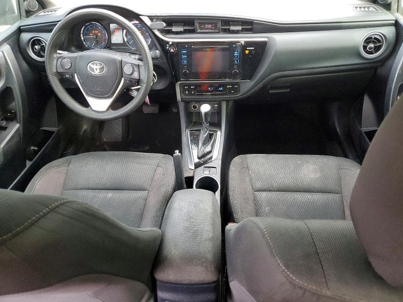 2017 TOYOTA COROLLA LE 8