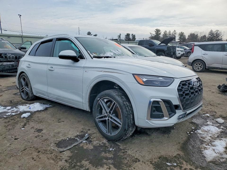 2021 AUDI Q5 E PREMIUM PLUS 4