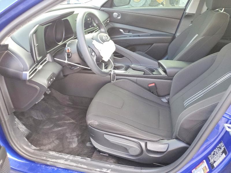2023 HYUNDAI ELANTRA SEL 7