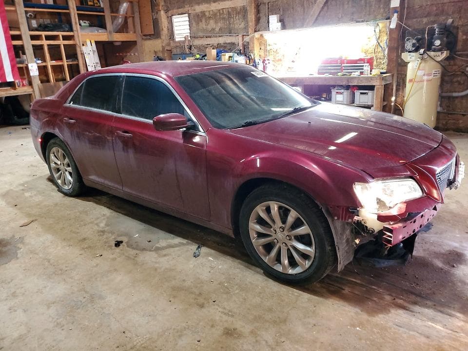 2018 CHRYSLER 300 TOURING 4