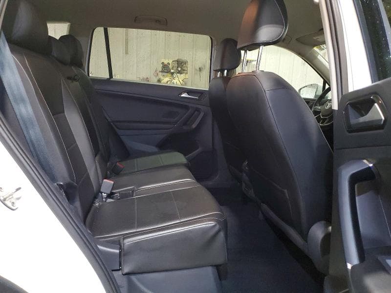 2018 VOLKSWAGEN TIGUAN SE 11
