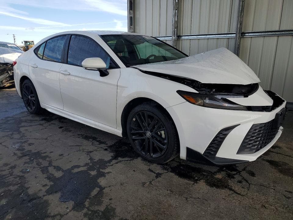 2026 TOYOTA CAMRY XSE 4