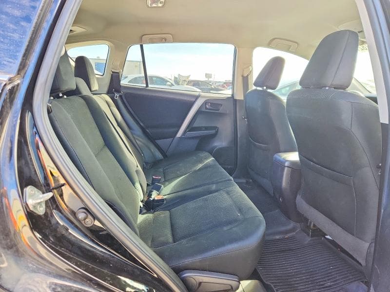 2018 TOYOTA RAV4 LE 11