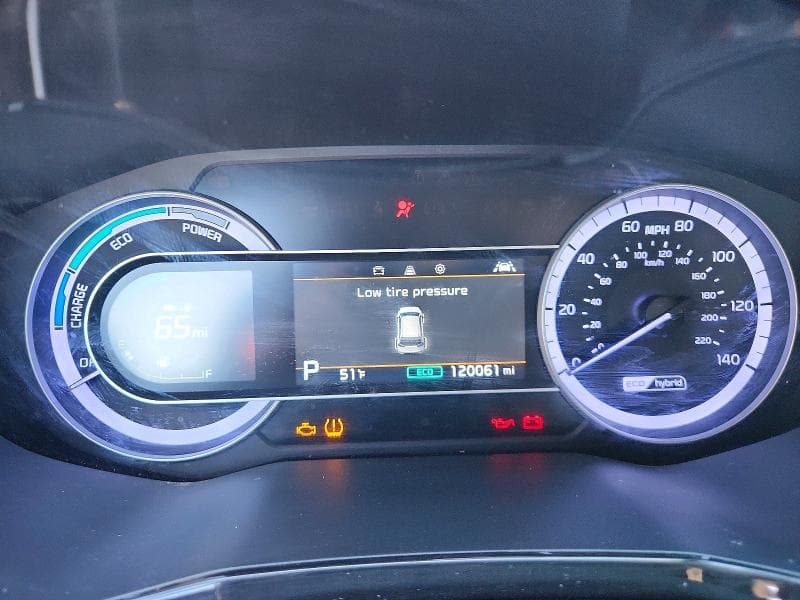2020 KIA NIRO LXS 9