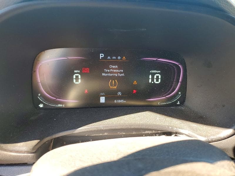 2023 KIA SOUL LX 9