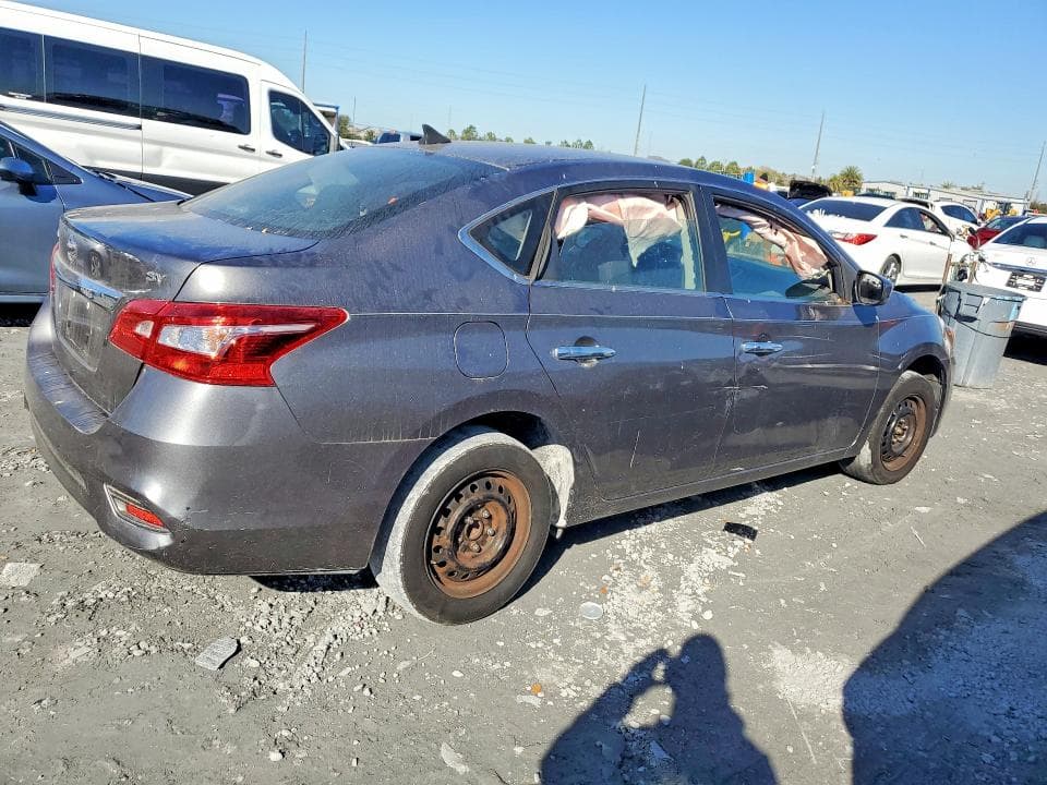 2019 NISSAN SENTRA S 3