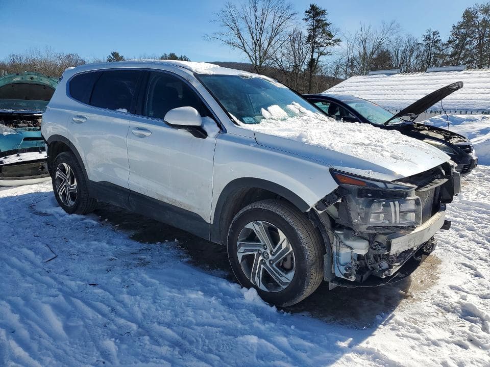2021 HYUNDAI SANTA FE SE 4