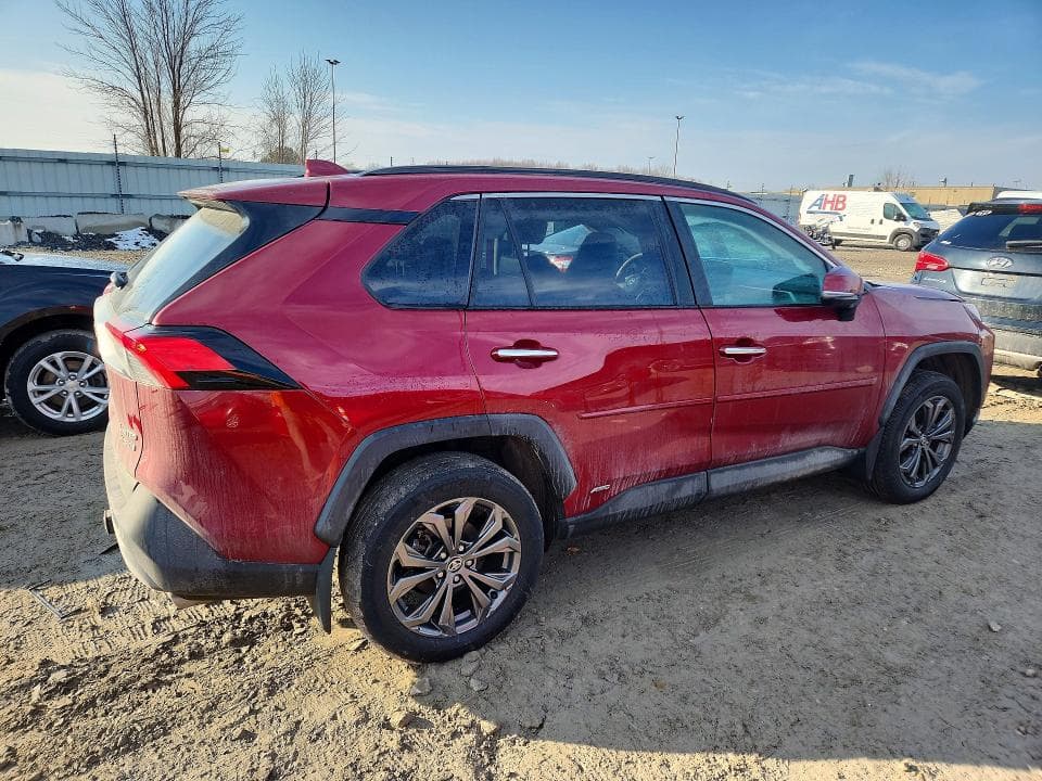 2024 TOYOTA RAV4 LIMITED 3