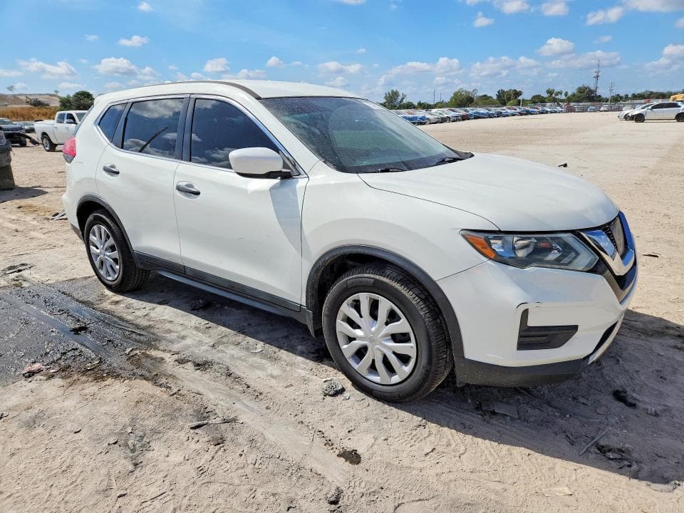 2017 NISSAN ROGUE S 4