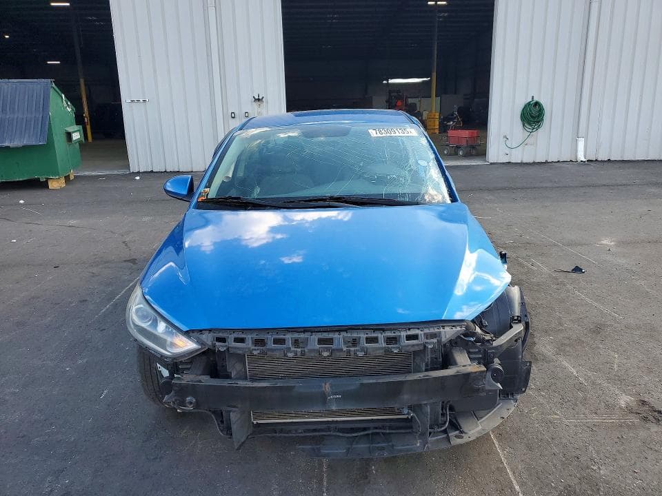 2017 HYUNDAI ELANTRA SE 5
