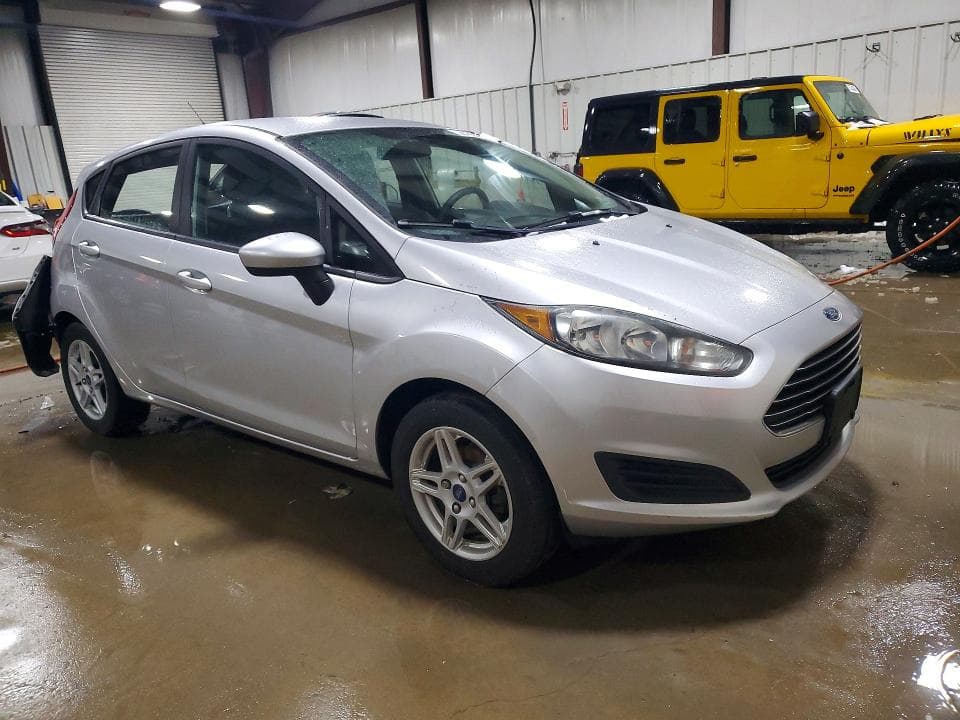 2019 FORD FIESTA SE 4