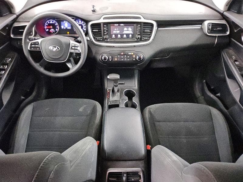 2019 KIA SORENTO LX 8