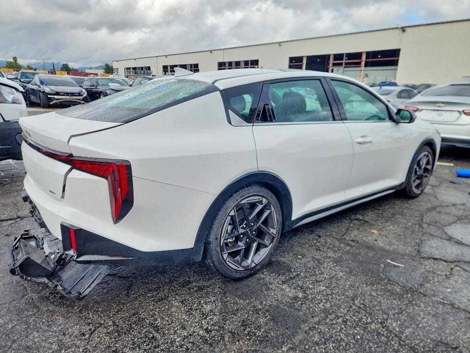2025 KIA K4 GT-LINE 3