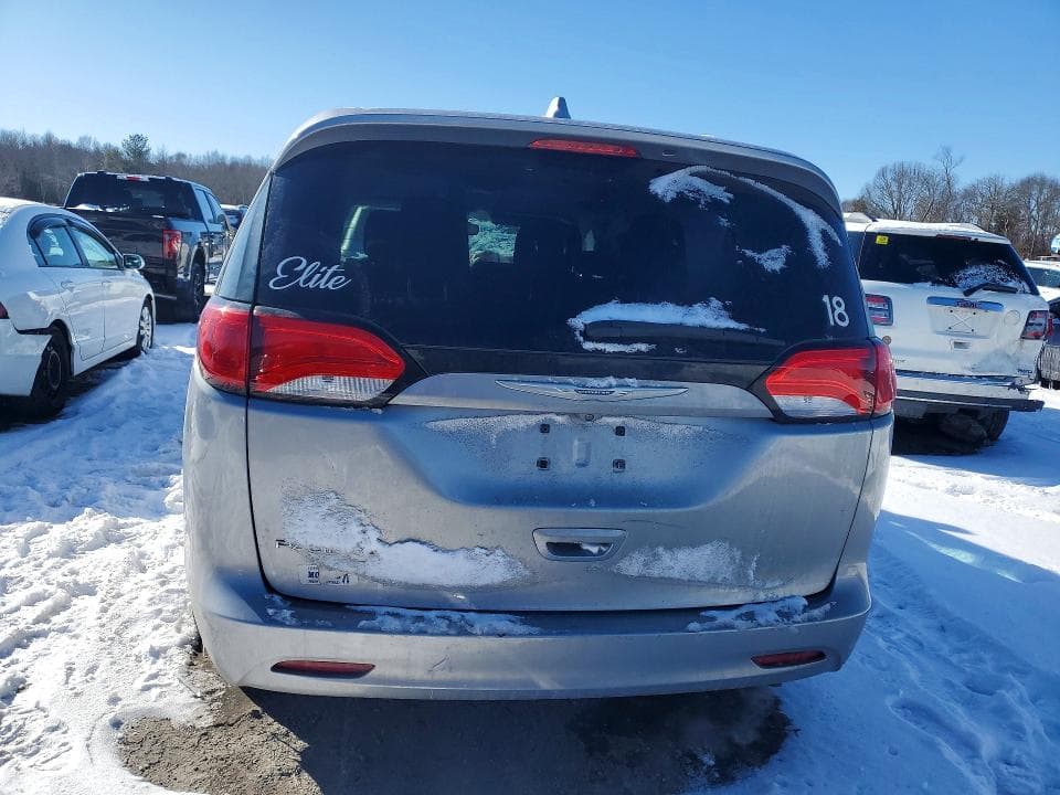 2017 CHRYSLER PACIFICA TOURING 6