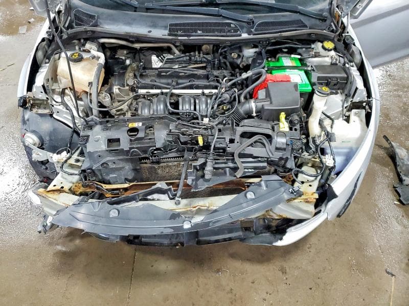 2017 FORD FIESTA SE 11