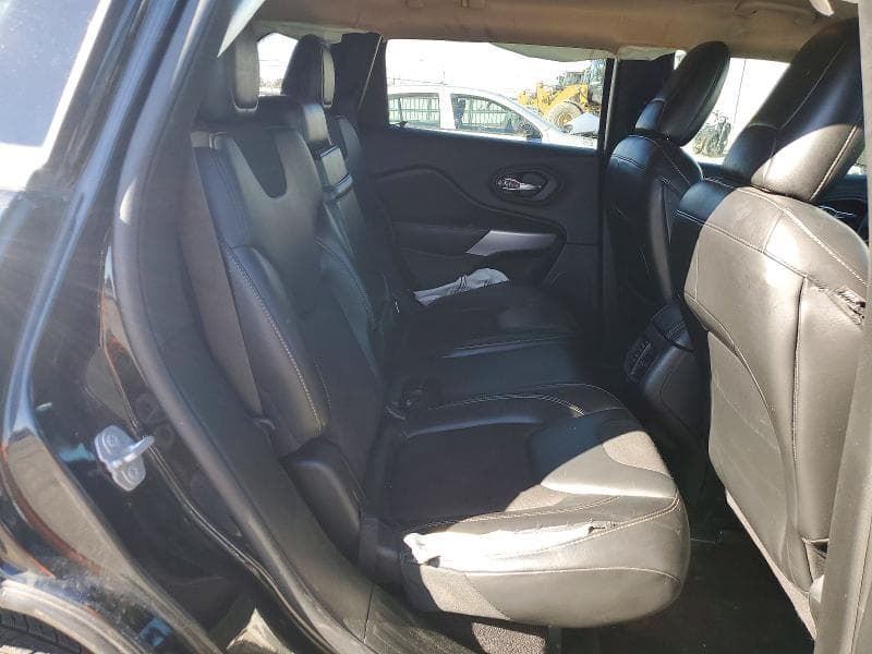 2018 JEEP CHEROKEE LATITUDE PLUS 11