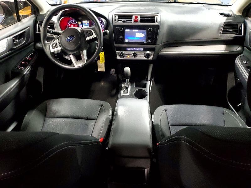 2017 SUBARU LEGACY 2.5I 8