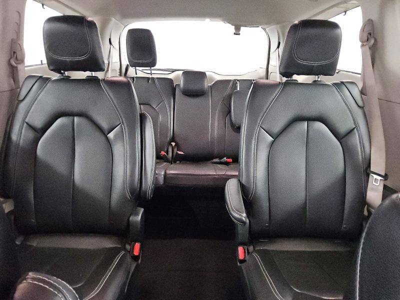 2022 CHRYSLER PACIFICA TOURING L 10