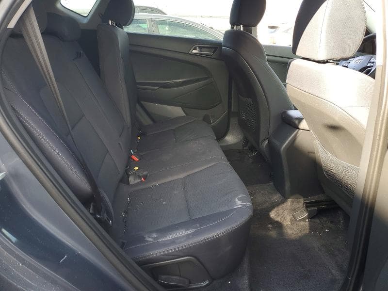 2021 HYUNDAI TUCSON SE 10