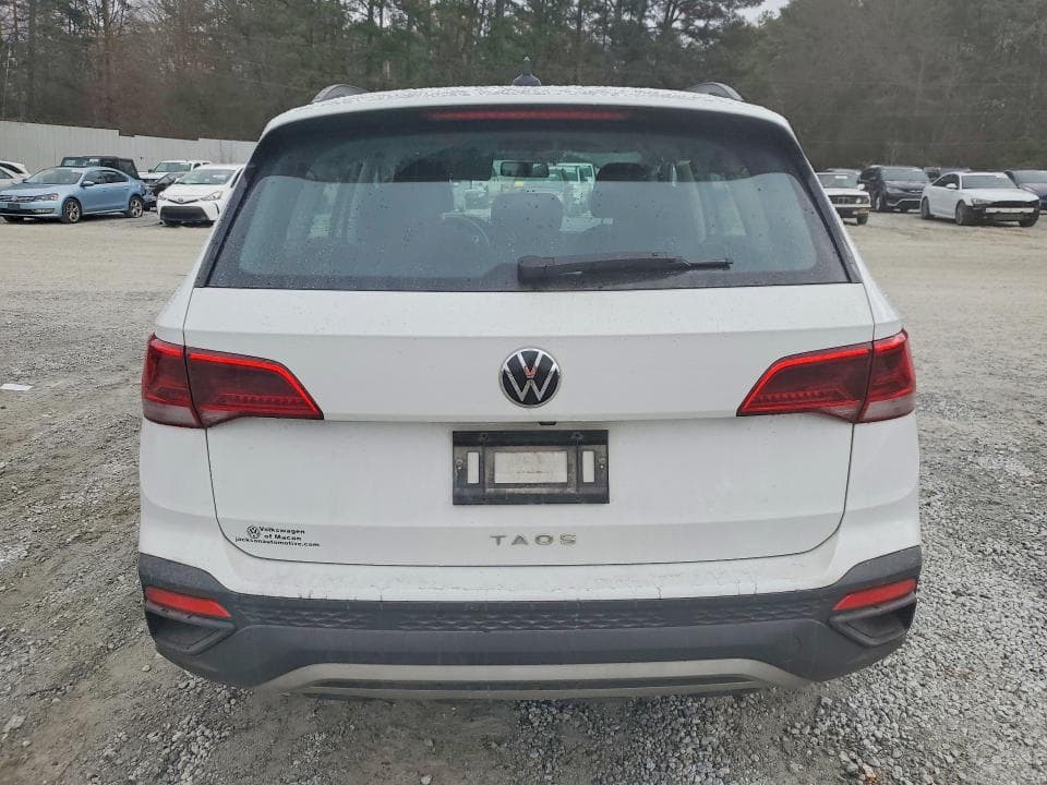 2022 VOLKSWAGEN TAOS S 6