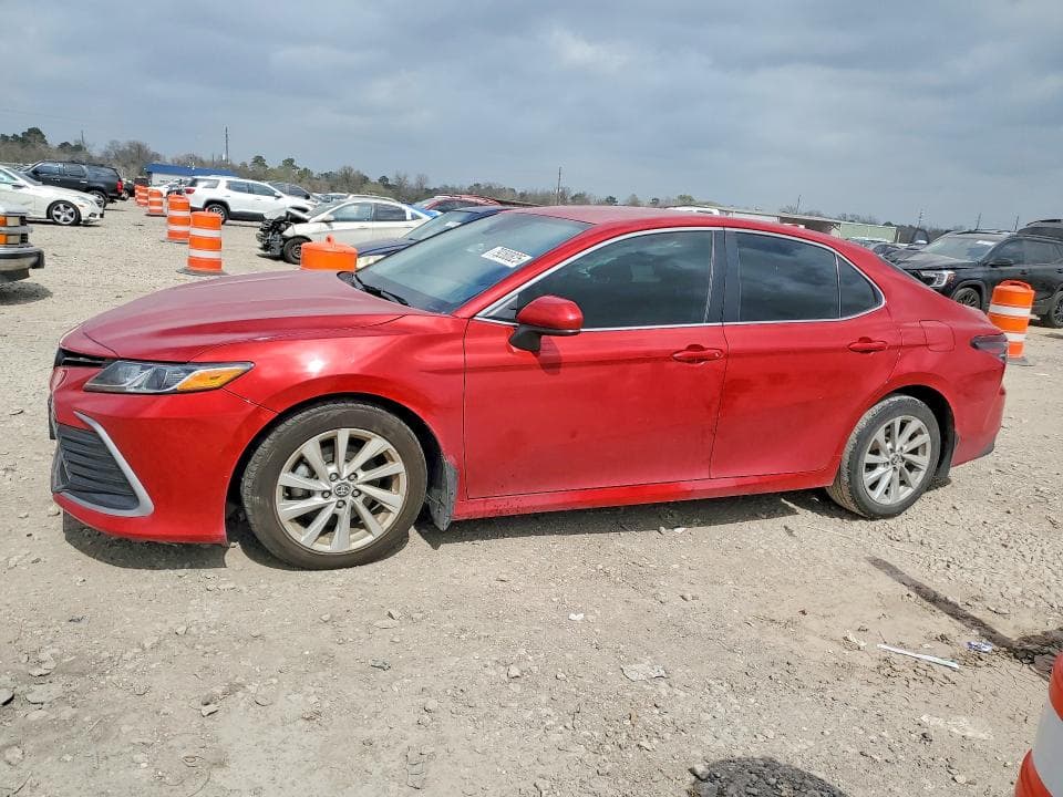 2024 TOYOTA CAMRY LE - 1