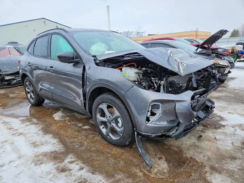 2026 FORD ESCAPE ST LINE 4