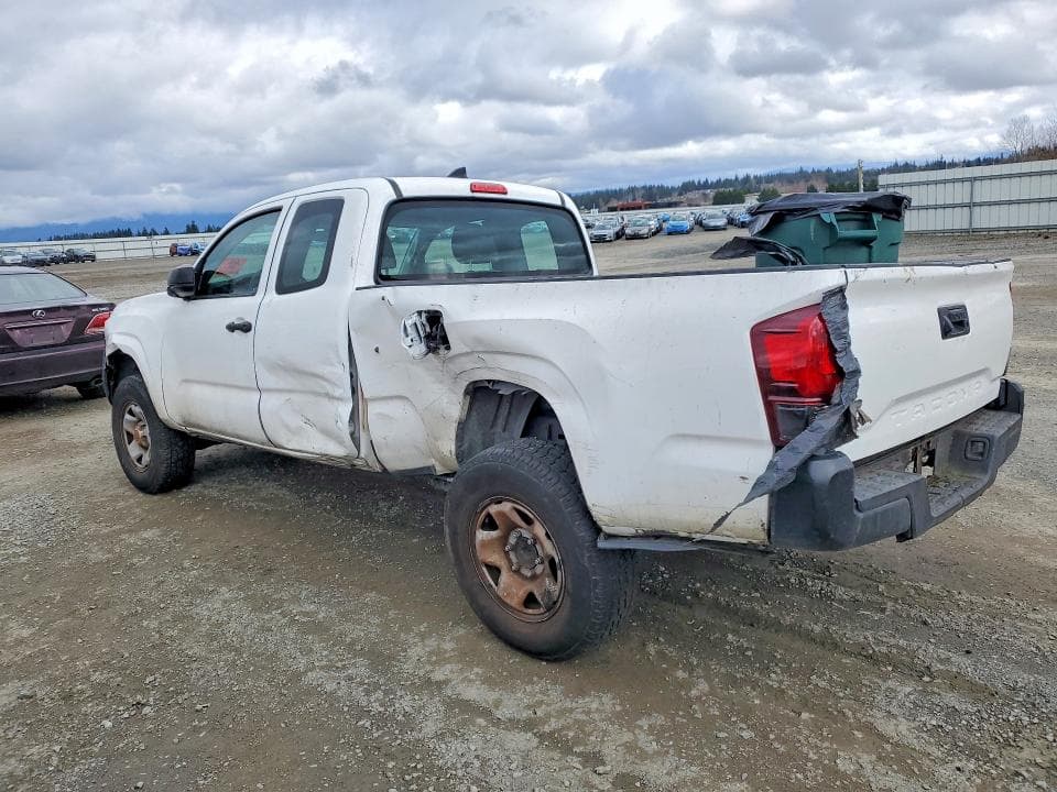 2017 TOYOTA TACOMA SR 2
