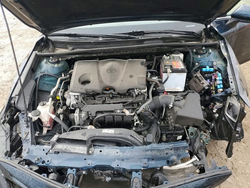 2021 TOYOTA CAMRY SE 11