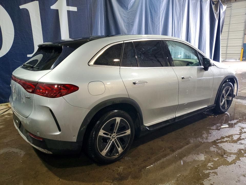 2023 MERCEDES-BENZ EQE SUV 350 4MATIC 3