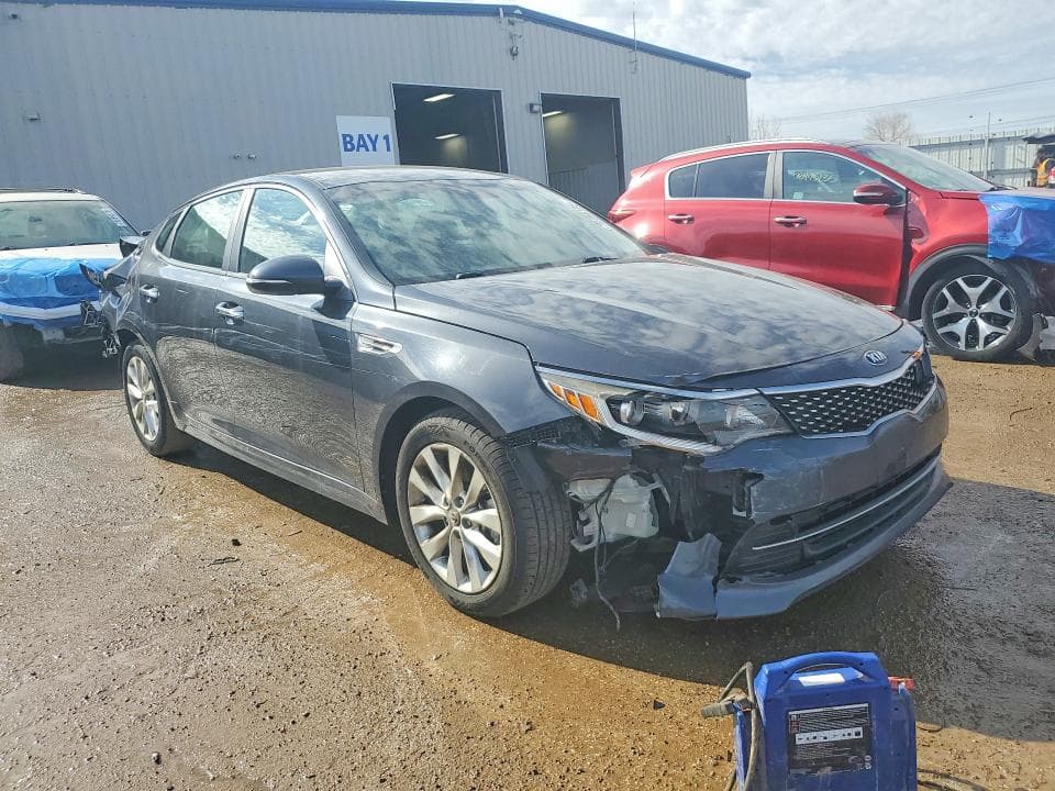 2018 KIA OPTIMA S 4