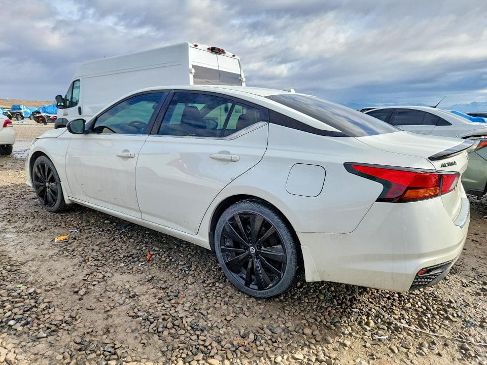 2022 NISSAN ALTIMA 2
